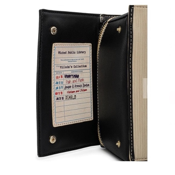 Disney Stitch Shoppe Villains Books Crossbody Bag - Picture 6 of 8